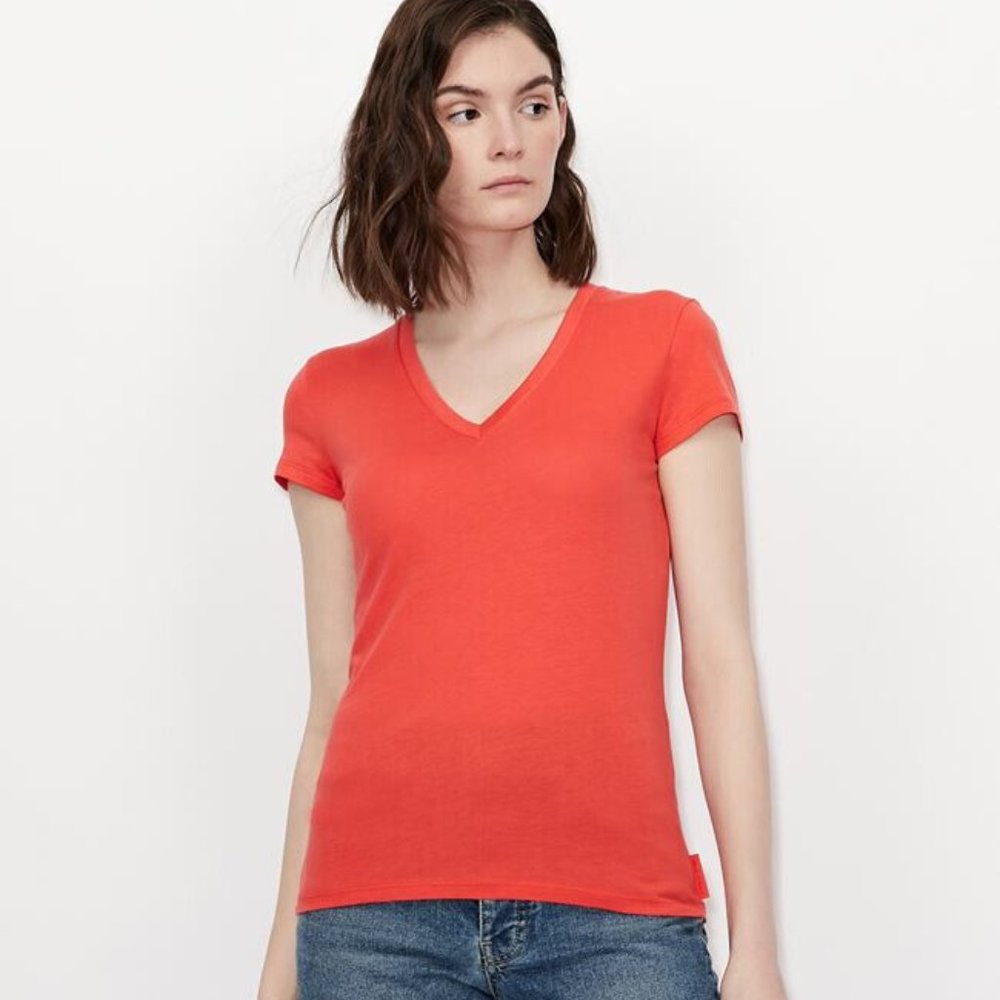 A|X Armani Exchange Women's Short-Sleeve V-Neck T-Shirt Pima Cotton